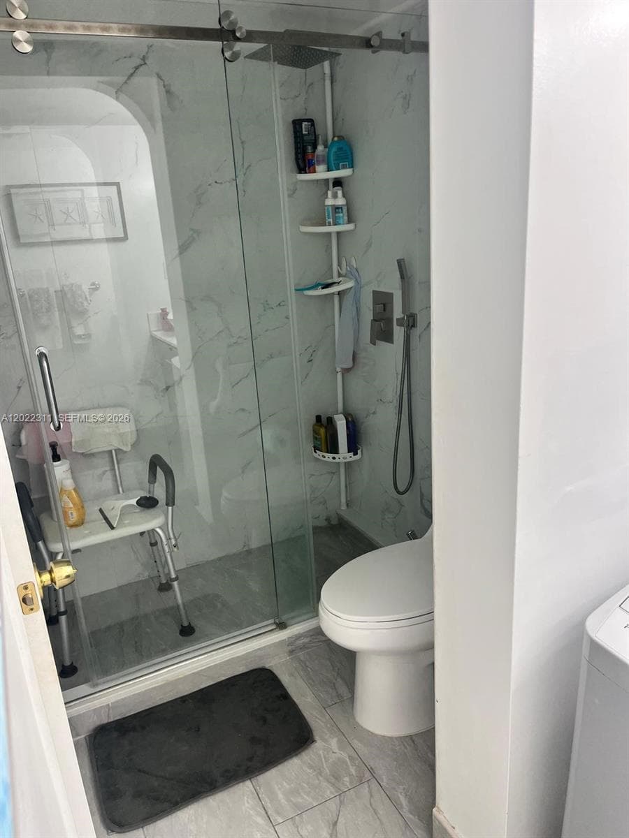 18555 NE 14th Ave # 702A, Miami FL 33179 — 26