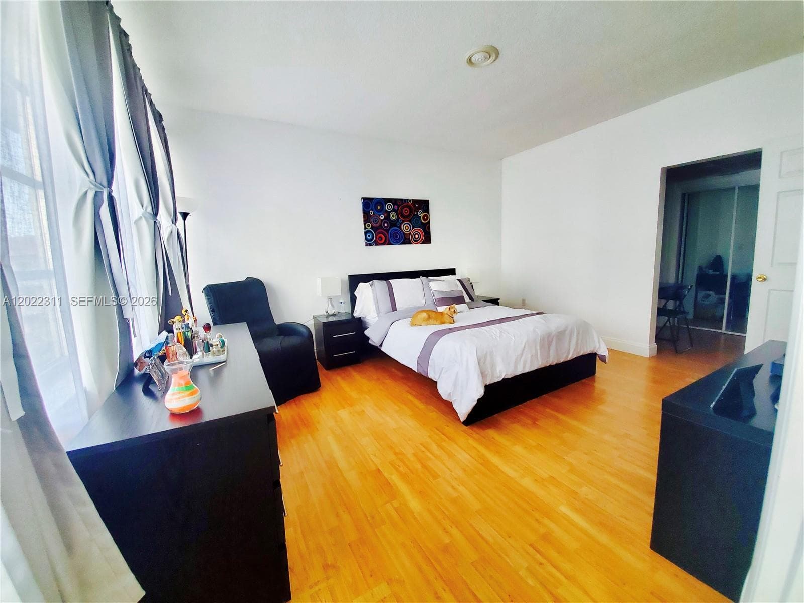 18555 NE 14th Ave # 702A, Miami FL 33179 — 21