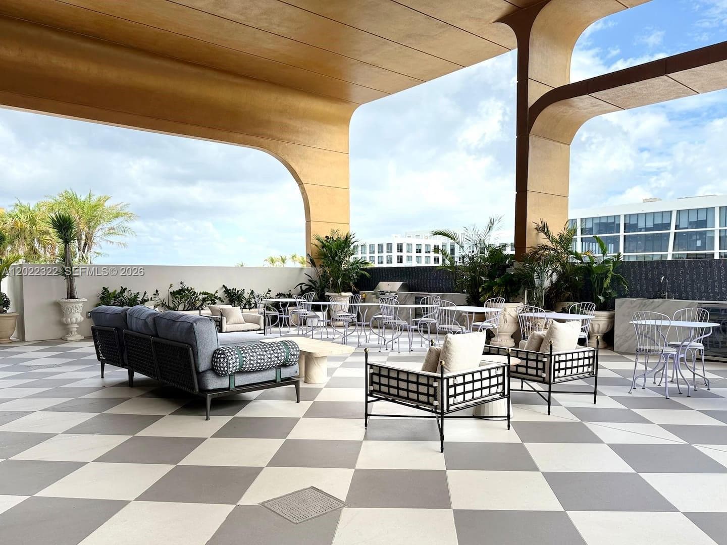 2700 NW 2nd Ave # 305, Miami FL 33127 — 17
