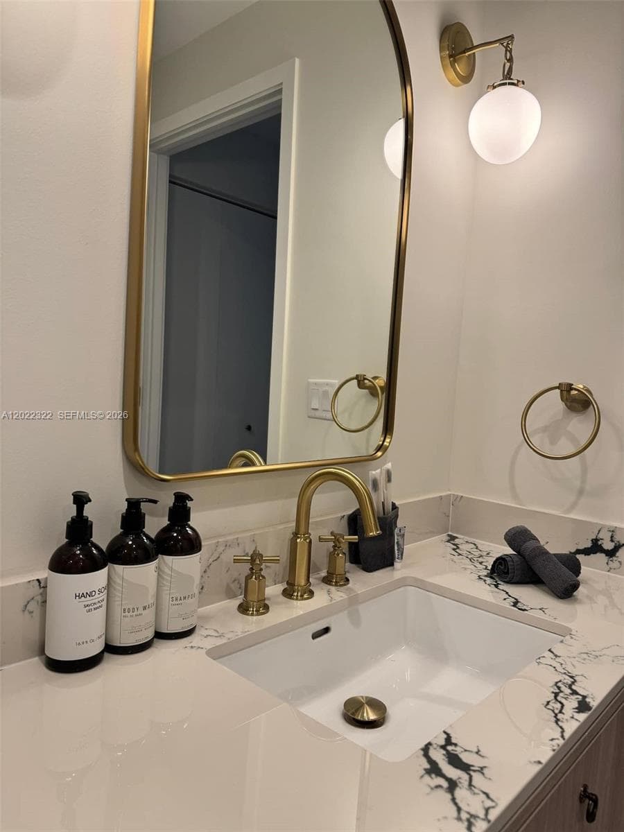2700 NW 2nd Ave # 305, Miami FL 33127 — 12