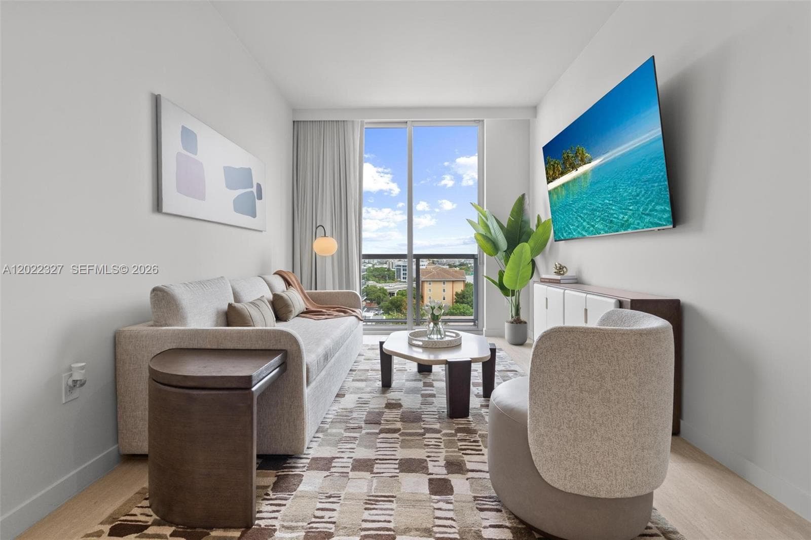 1611 SW 2nd Ave # 817, Miami FL 33129 — 1