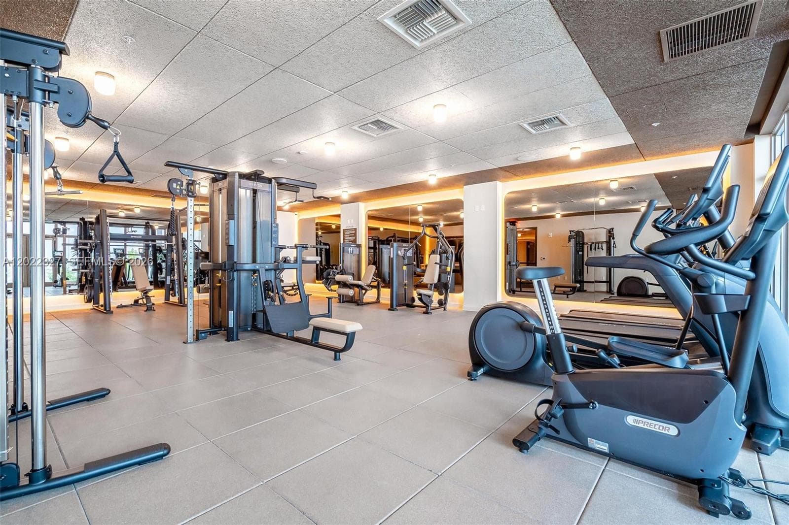 1611 SW 2nd Ave # 817, Miami FL 33129 — 34