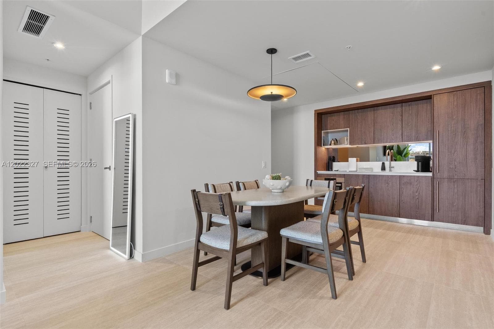 1611 SW 2nd Ave # 817, Miami FL 33129 — 4