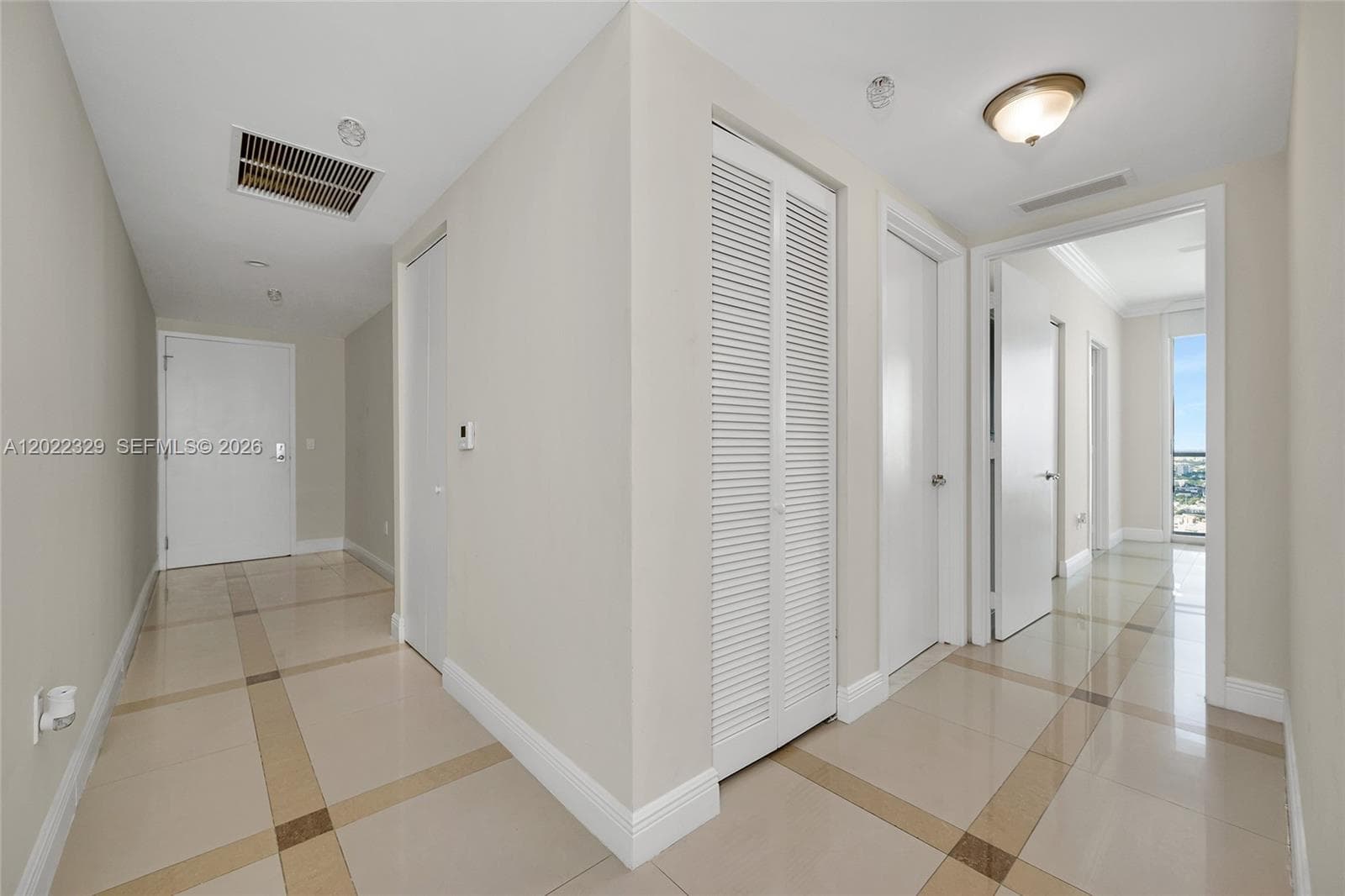 185 SW 7th St # 4201, Miami FL 33130 — 15
