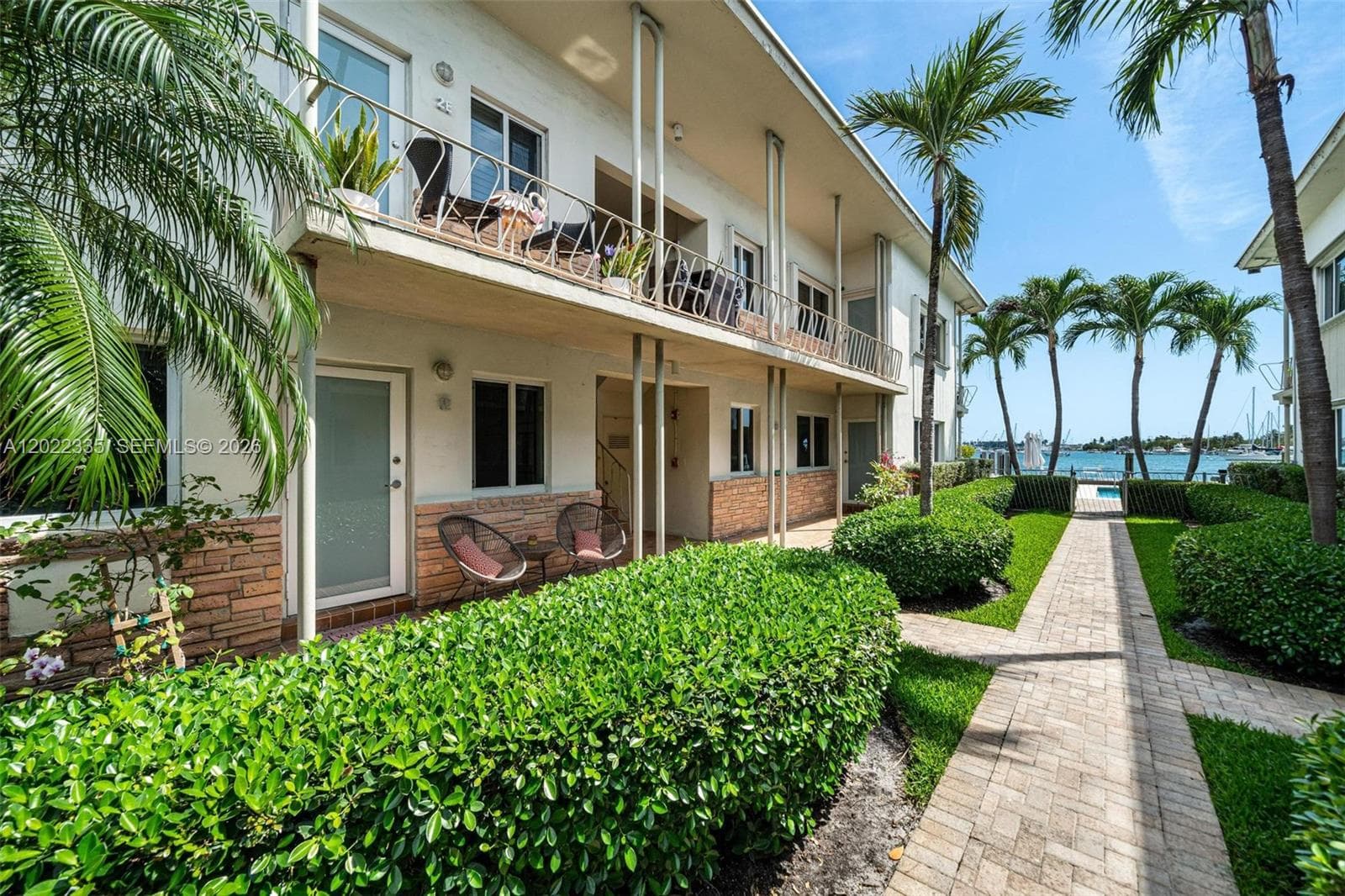 1130 Venetian Way # 1E, Miami Beach FL 33139 — 1