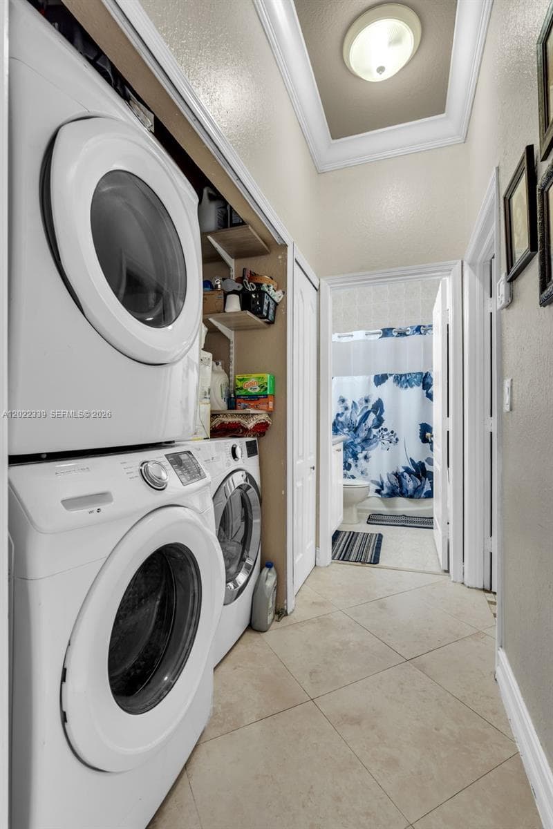 18122 NW 91st Ct, Hialeah FL 33018 — 15