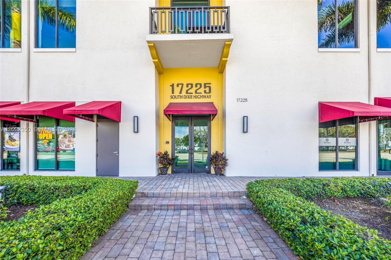 17225 S Dixie Hwy # 102, Palmetto Bay FL 33157 — 24