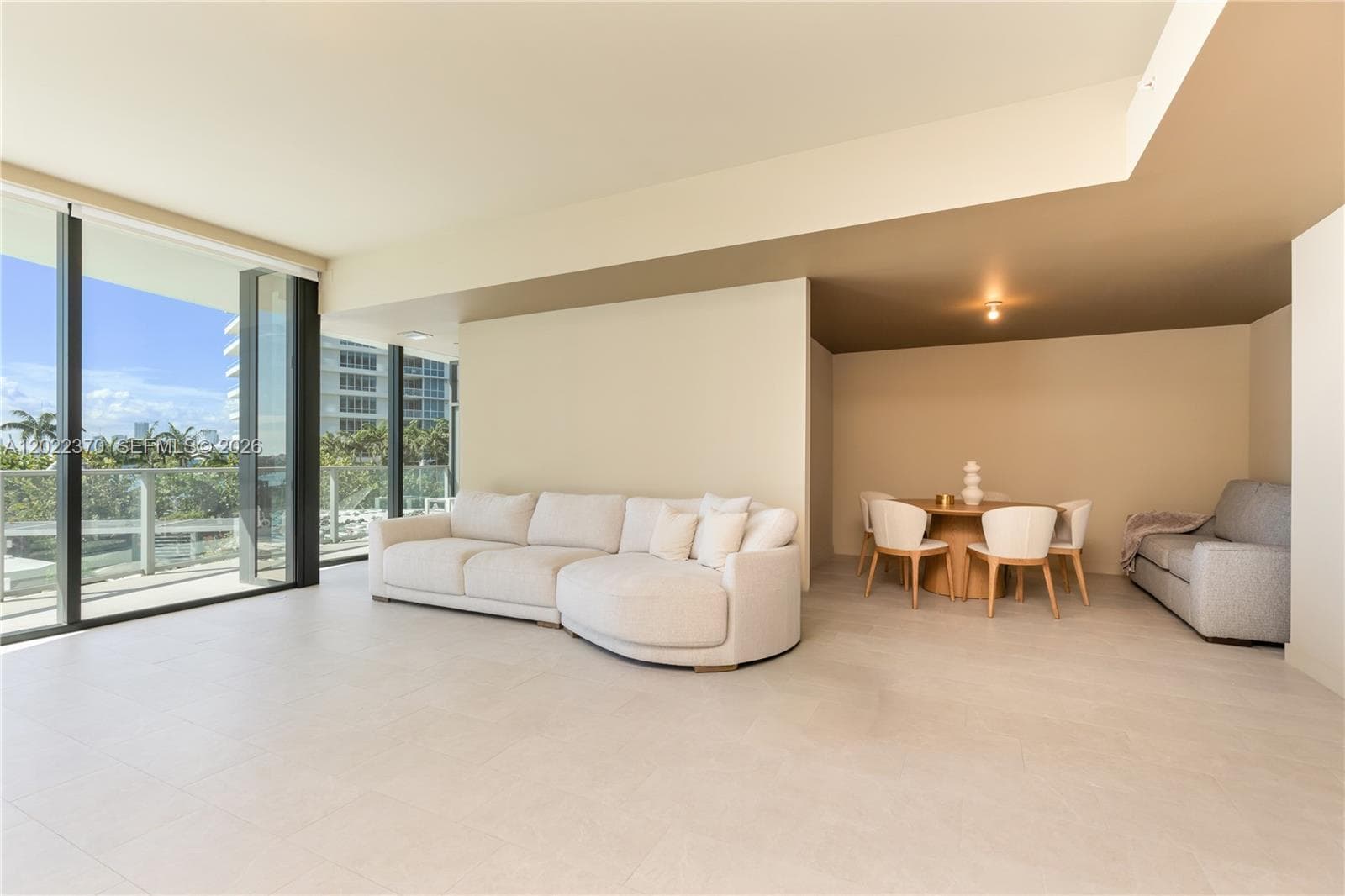 500 Alton Rd # 802, Miami Beach FL 33139 — 2