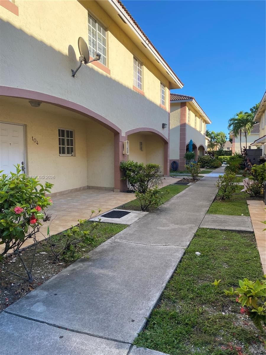 6763 NW 182nd St # 105, Hialeah FL 33015 — 2