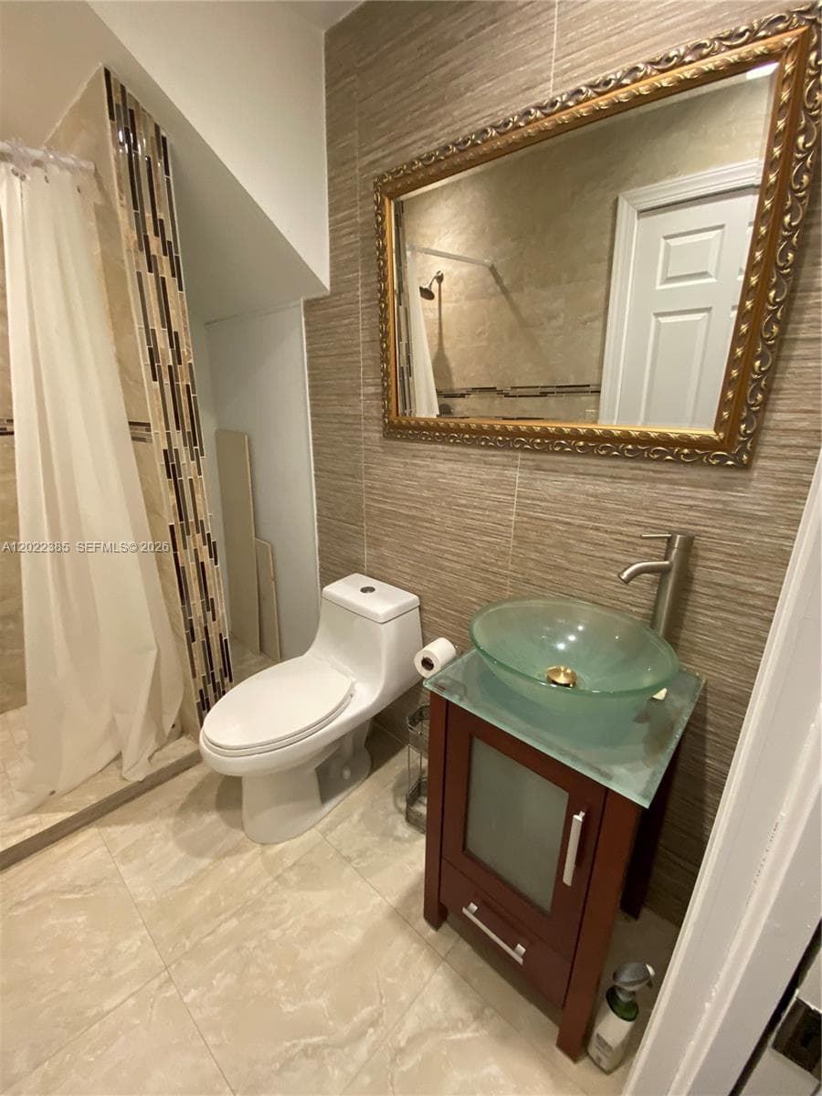 6763 NW 182nd St # 105, Hialeah FL 33015 — 14
