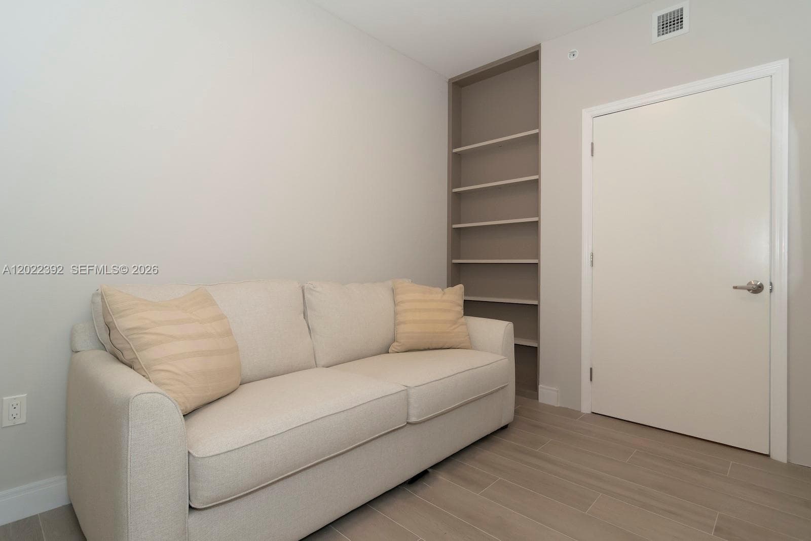 488 NE 18th St # 3608, Miami FL 33132 — 27