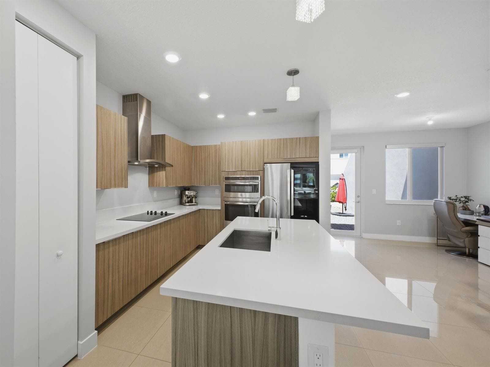 6642 NW 103rd Parkway # 6642, Doral FL 33178 — 16