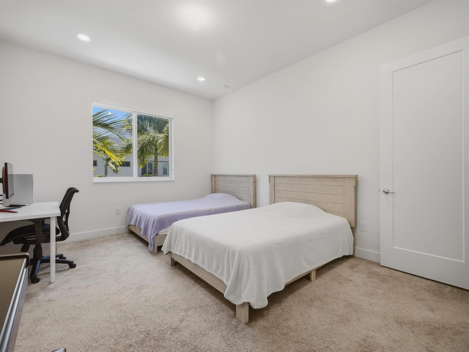 6642 NW 103rd Parkway # 6642, Doral FL 33178 — 22