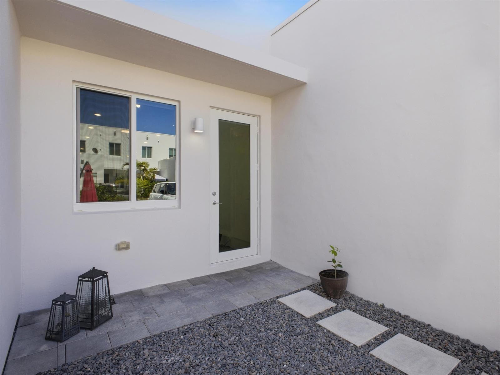 6642 NW 103rd Parkway # 6642, Doral FL 33178 — 34