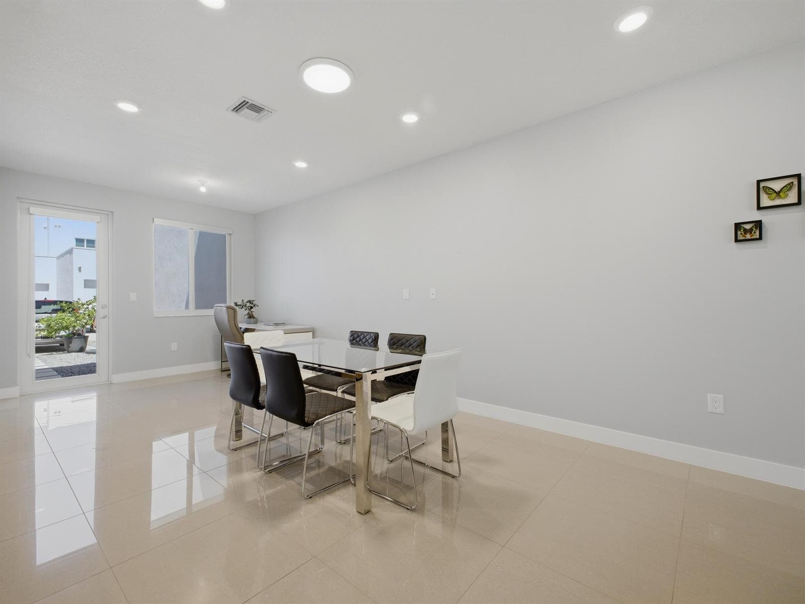 6642 NW 103rd Parkway # 6642, Doral FL 33178 — 11