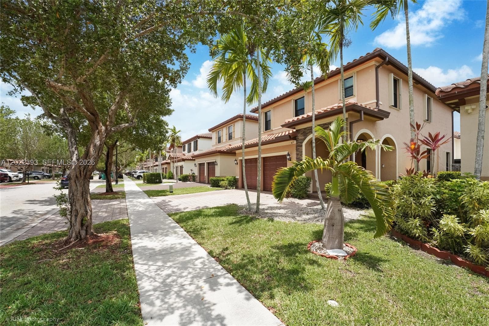 589 SE 34th Ter, Homestead FL 33033 — 4