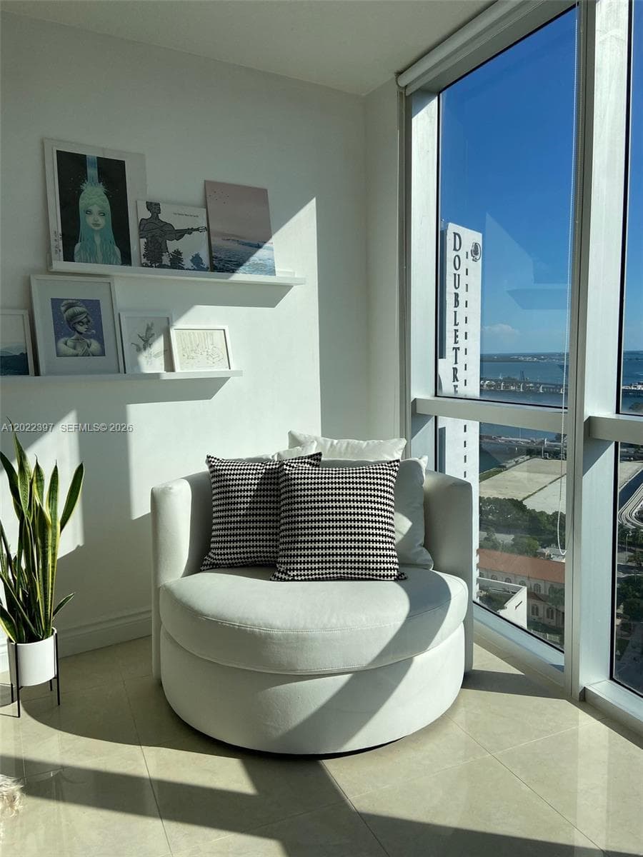 1750 N Bayshore Dr # 3314, Miami FL 33132 — 2