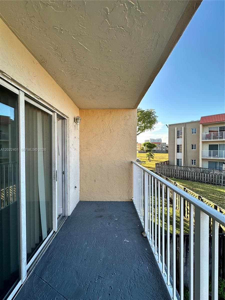 4810 NW 79th Ave # 204, Doral FL 33166 — 12