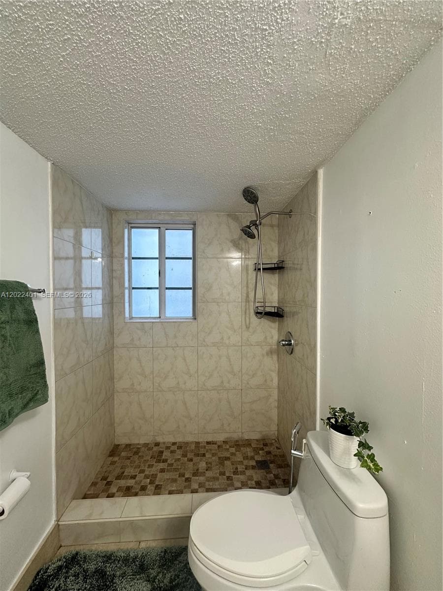 4810 NW 79th Ave # 204, Doral FL 33166 — 7