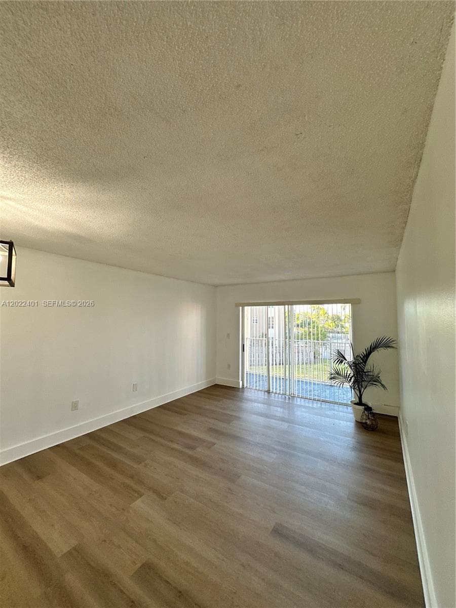 4810 NW 79th Ave # 204, Doral FL 33166 — 14