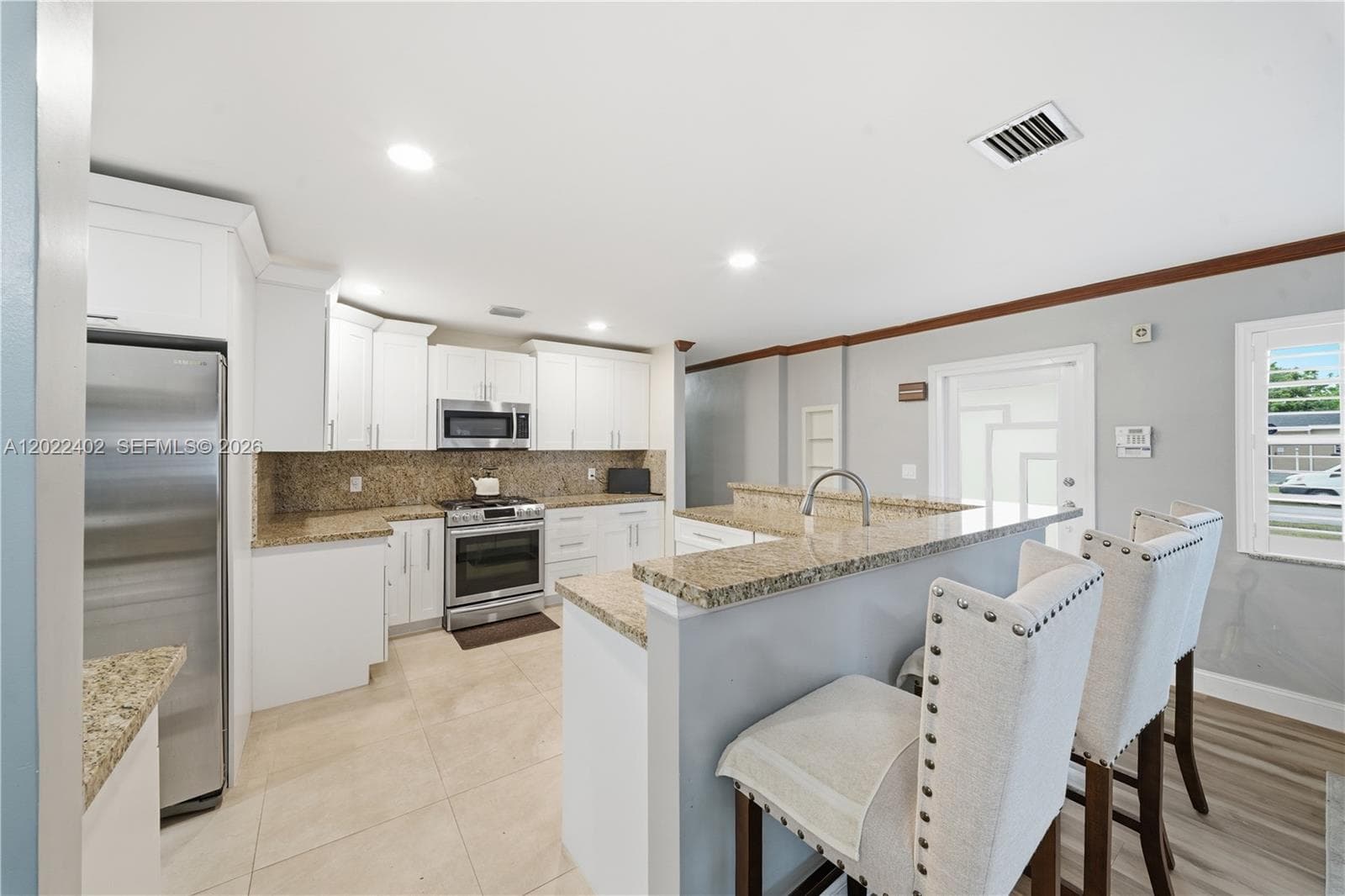 1081 NW 198th St, Miami Gardens FL 33169 — 6