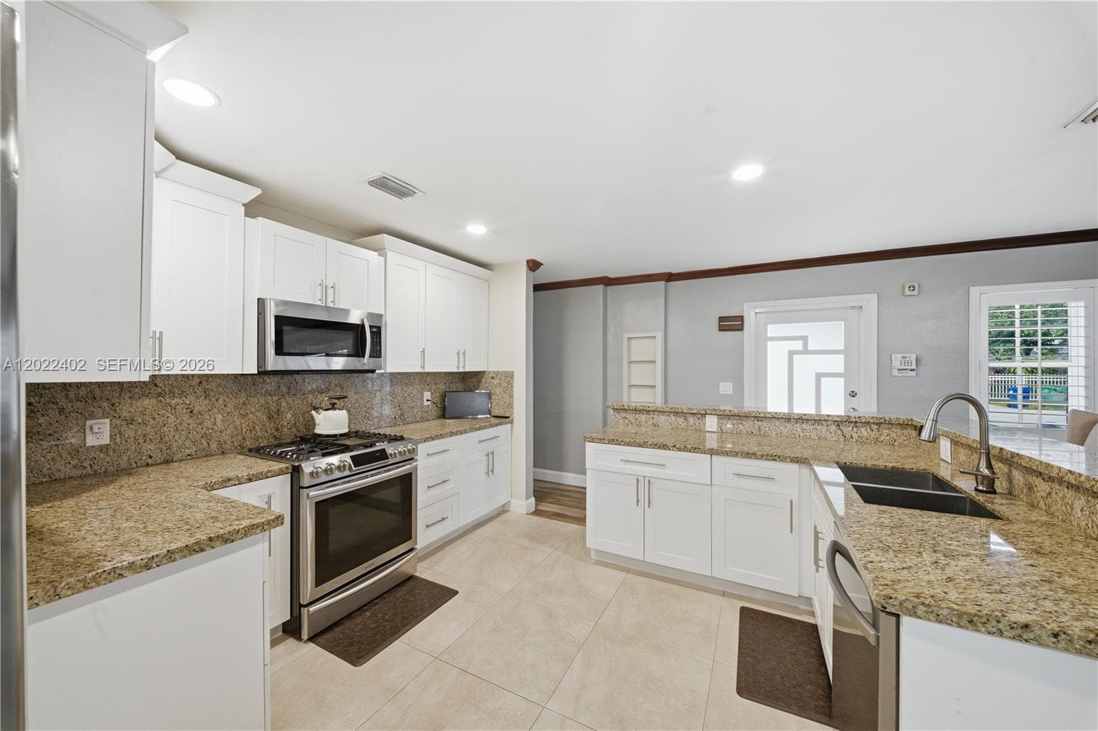 1081 NW 198th St, Miami Gardens FL 33169 — 9