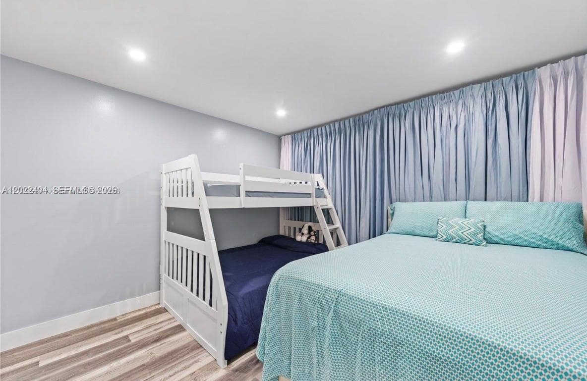 6125 W 20th Ave # 302, Hialeah FL 33012 — 10