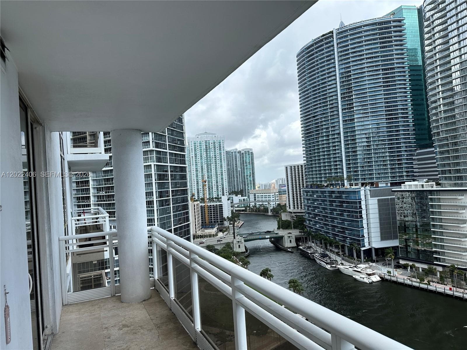 901 Brickell Key Blvd # 2005, Miami FL 33131 — 2