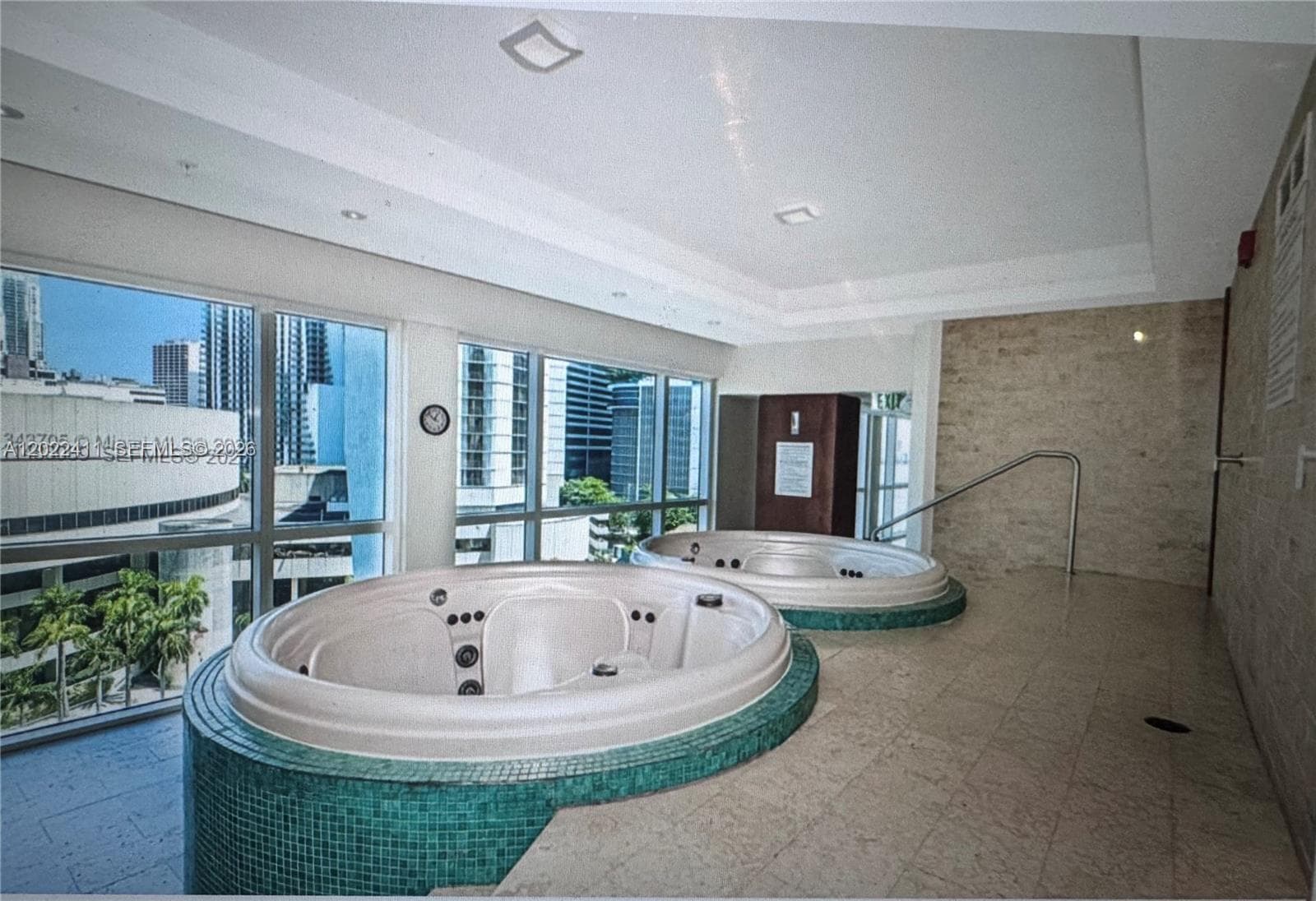 31 SE 5th St # 2507, Miami FL 33131 — 10