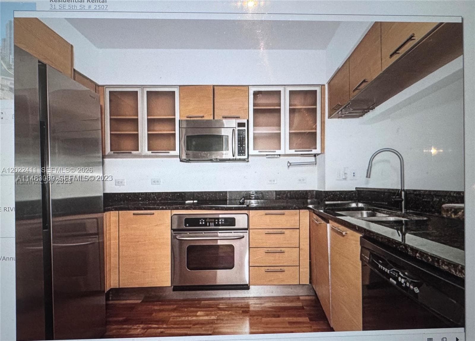 31 SE 5th St # 2507, Miami FL 33131 — 4