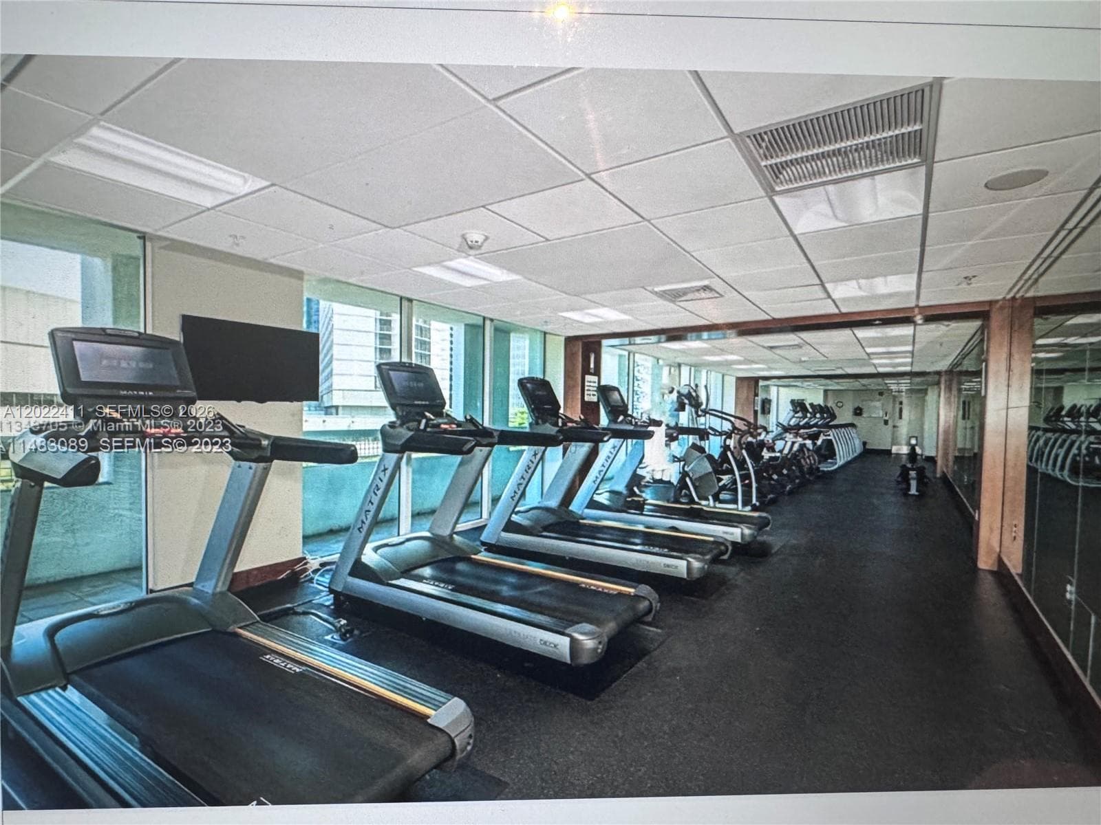 31 SE 5th St # 2507, Miami FL 33131 — 8