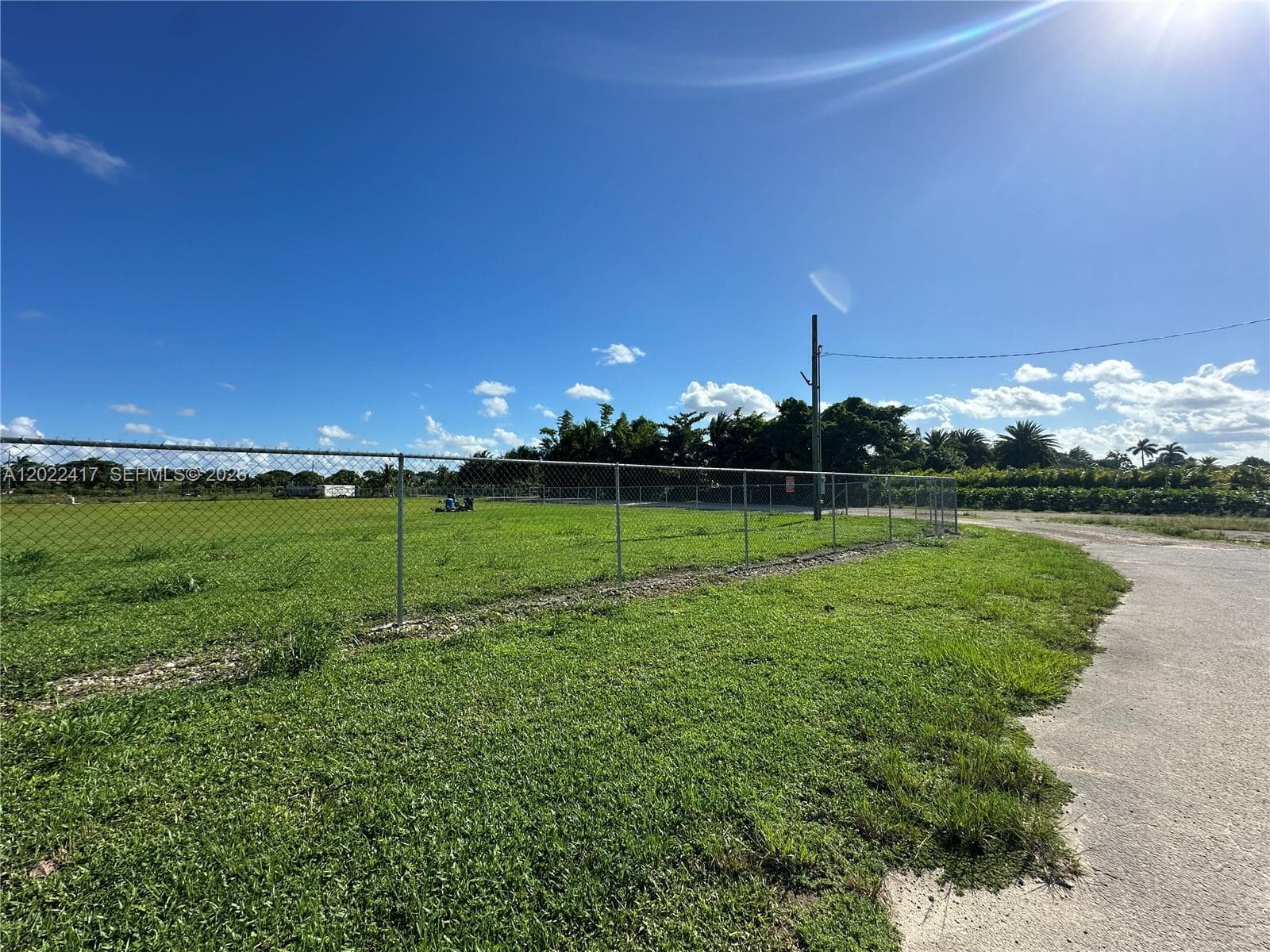 19690 SW 206th St, Miami FL 33187 — 1