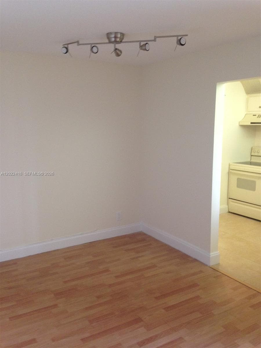16909 N Bay Rd # 520, Sunny Isles Beach FL 33160 — 4