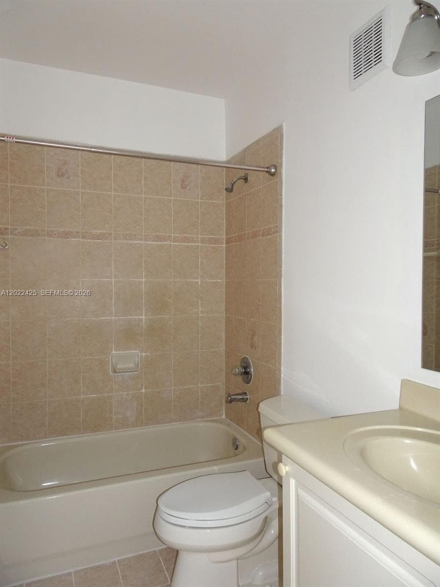 5460 NW 107th Ave # 115, Doral FL 33178 — 28