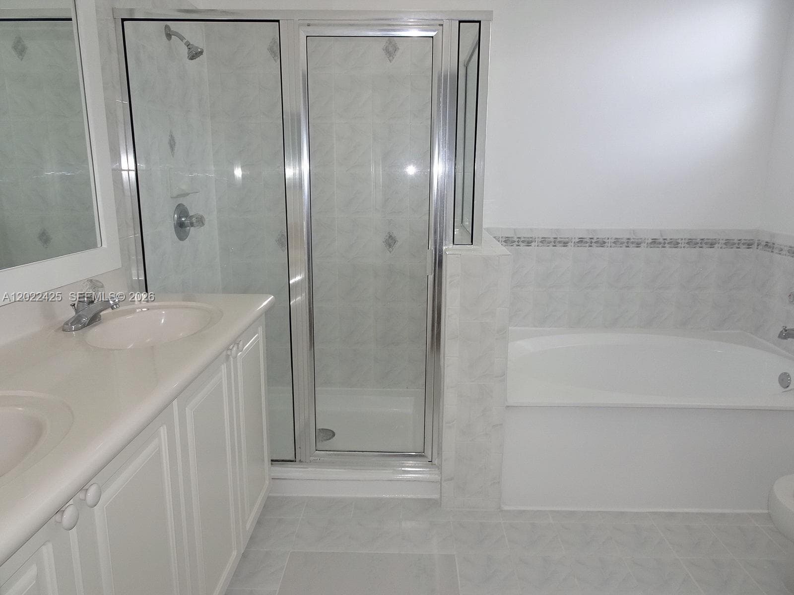 5460 NW 107th Ave # 115, Doral FL 33178 — 24