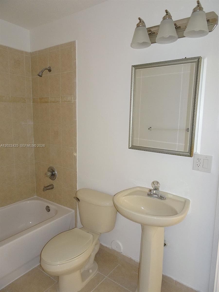 5460 NW 107th Ave # 115, Doral FL 33178 — 18
