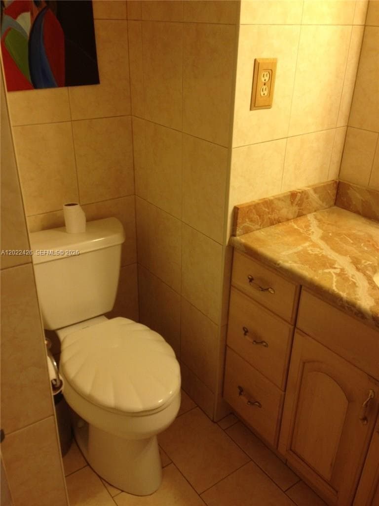 18011 Biscayne Blvd # 1503, Aventura FL 33160 — 5