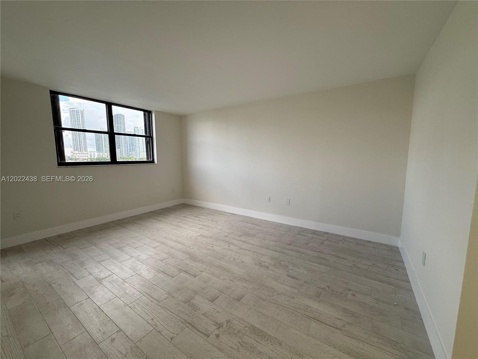 801 N Venetian Dr # 408, Miami FL 33139 — 17
