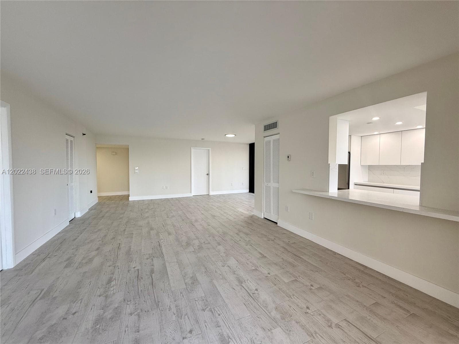 801 N Venetian Dr # 408, Miami FL 33139 — 16