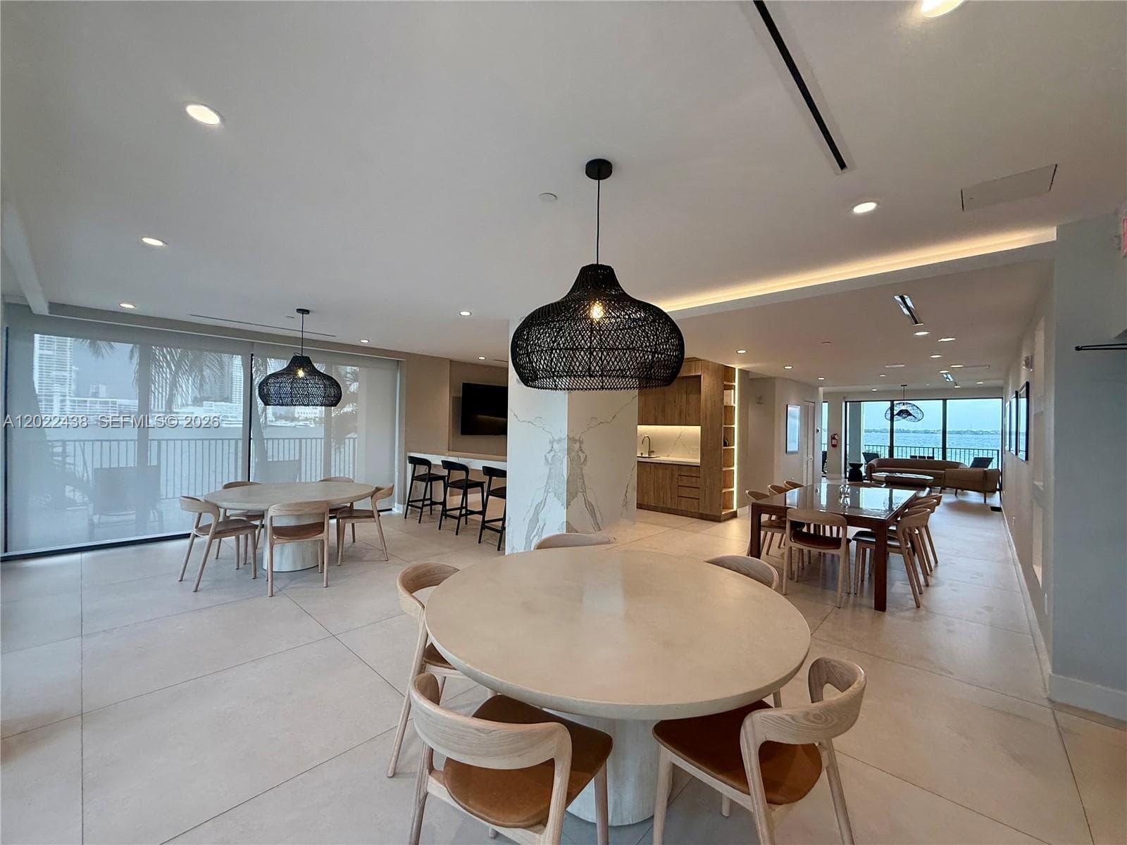 801 N Venetian Dr # 408, Miami FL 33139 — 39