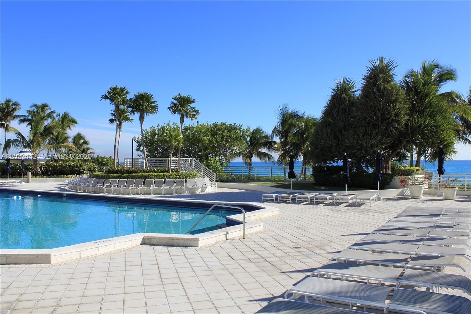 5161 Collins Ave # 1217, Miami Beach FL 33140 — 24