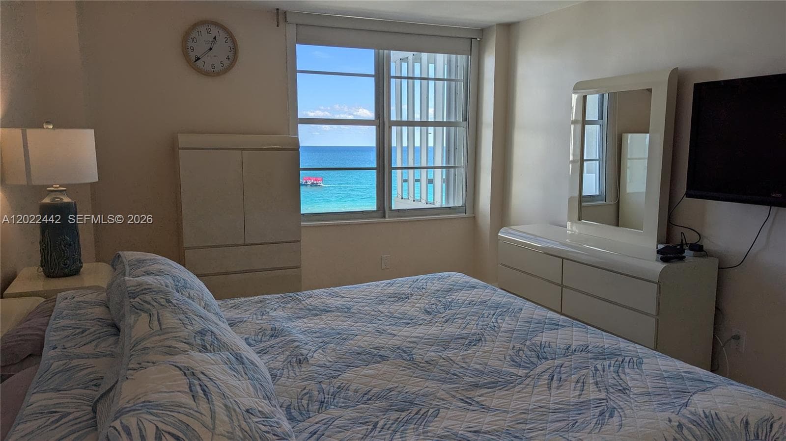 5161 Collins Ave # 1217, Miami Beach FL 33140 — 18