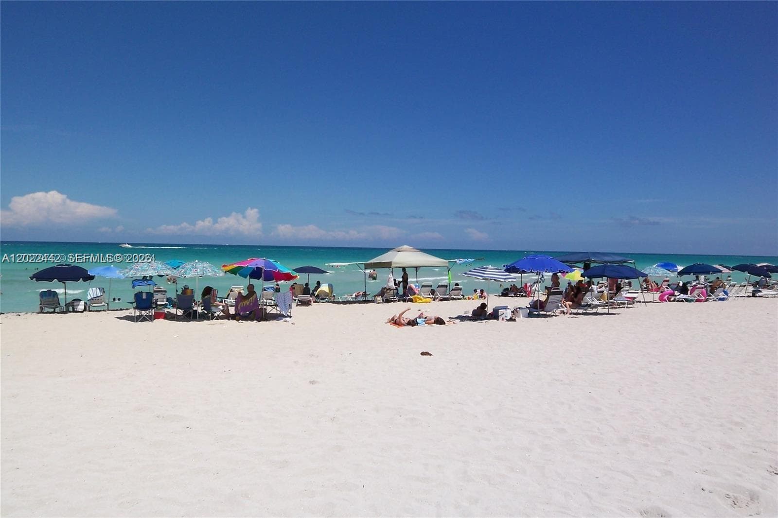 5161 Collins Ave # 1217, Miami Beach FL 33140 — 35
