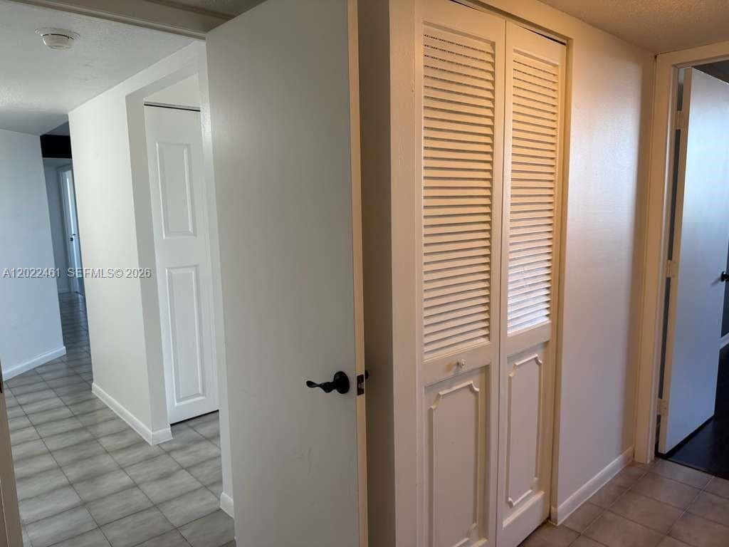 900 NE 195th St # 618, Miami FL 33179 — 32