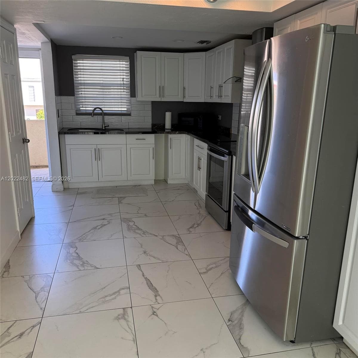 465 Swallow Dr # 8, Miami Springs FL 33166 — 2