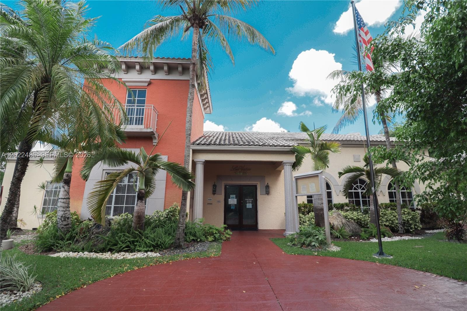 8245 Lake Dr # 308, Doral FL 33166 — 16