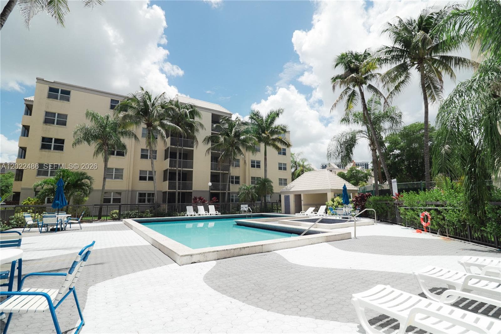 8245 Lake Dr # 308, Doral FL 33166 — 9