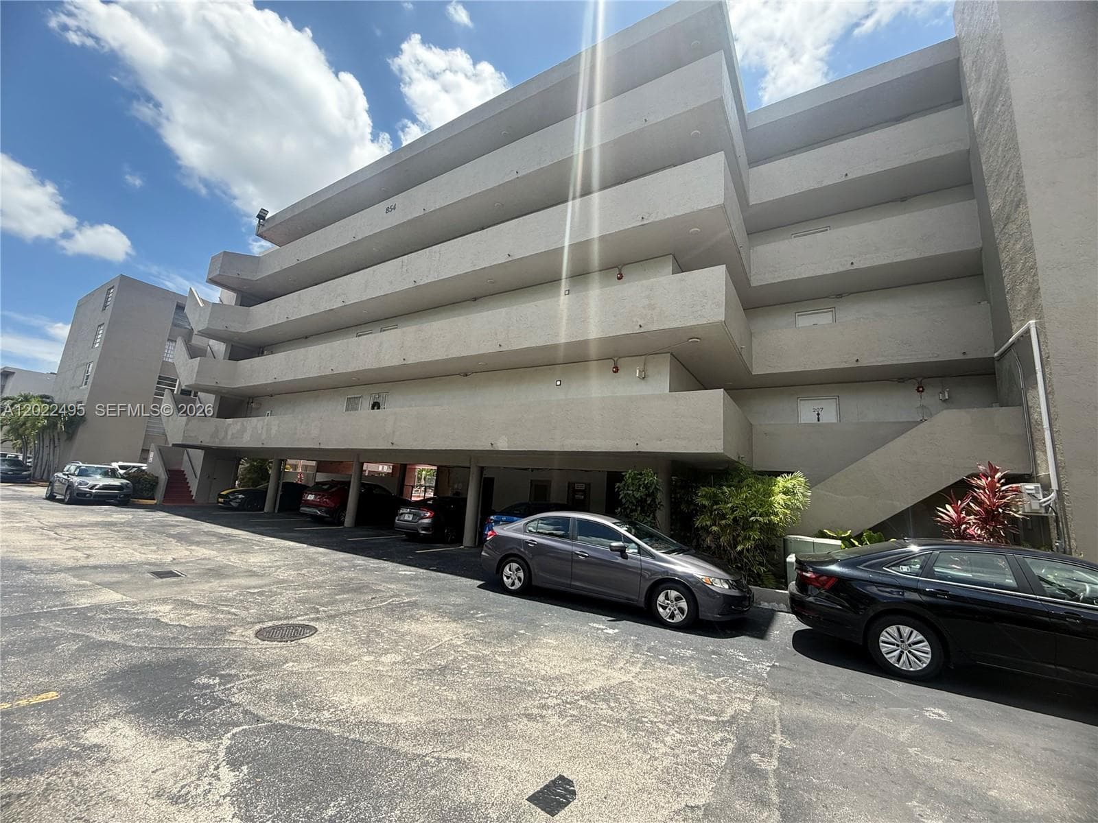 Sandalwood Condo Apts, Miami, FL — 2