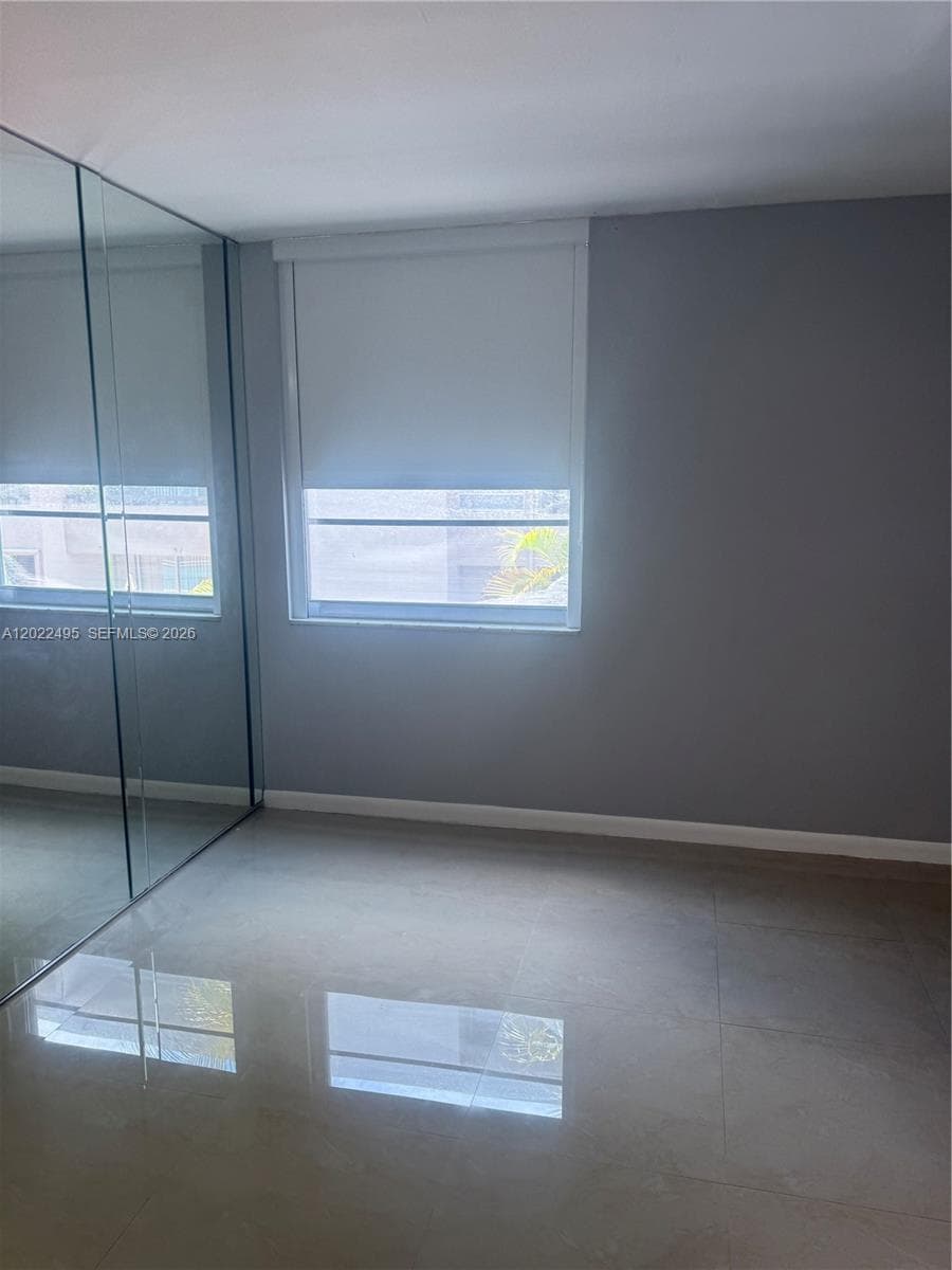Sandalwood Condo Apts, Miami, FL — 19