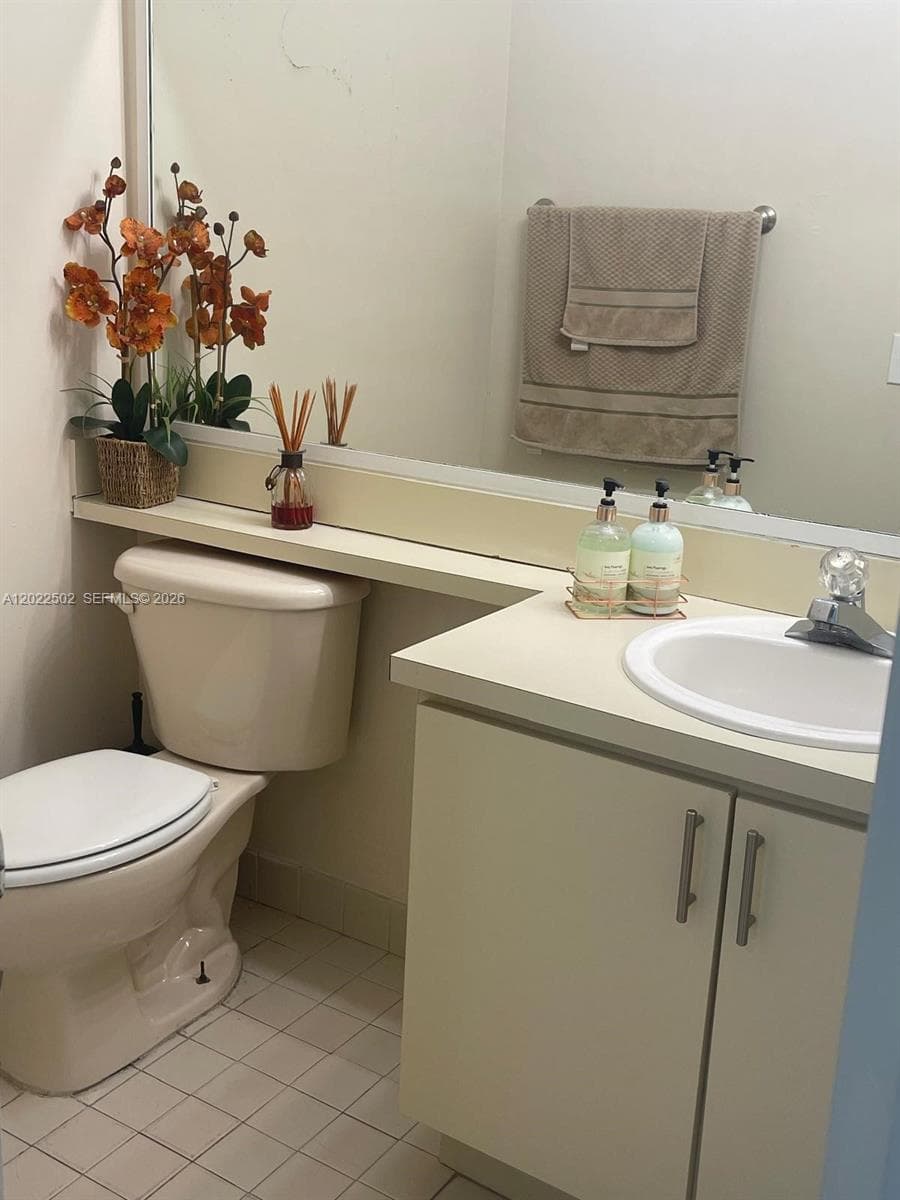 9880 Hammocks Blvd # 43, Miami FL 33196 — 7
